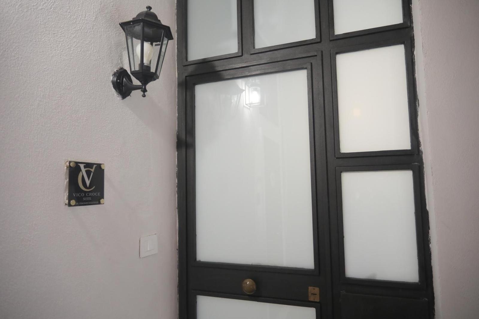 Vico Croce Suite, Spaccanapoli Экстерьер фото